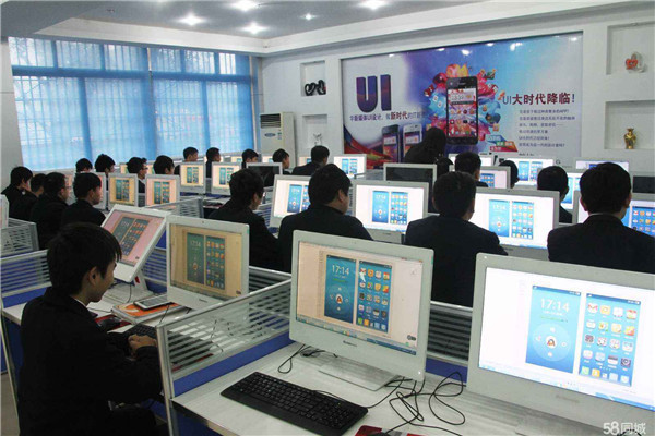 川銘教育 賦能未來(lái)，引領(lǐng)信息技術(shù)咨詢(xún)新航標(biāo)